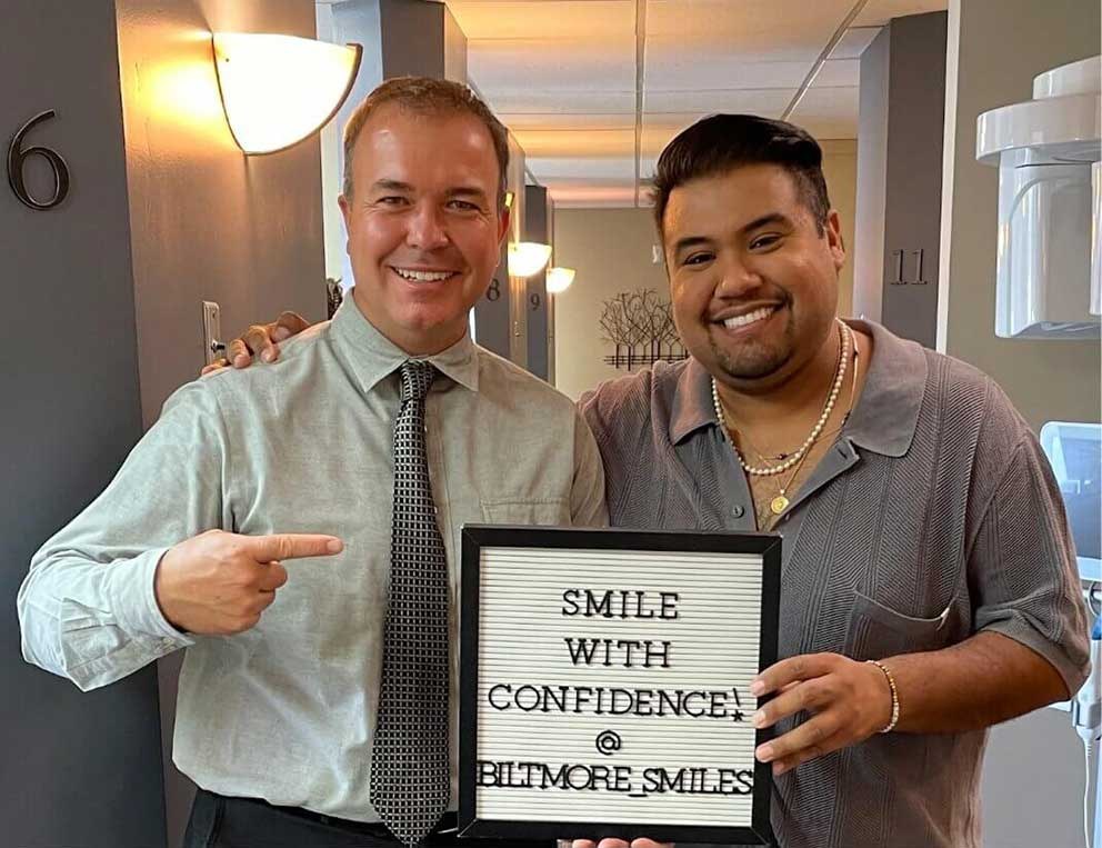 Biltmore Commons Dental Care dentist with a patient in Phoenix