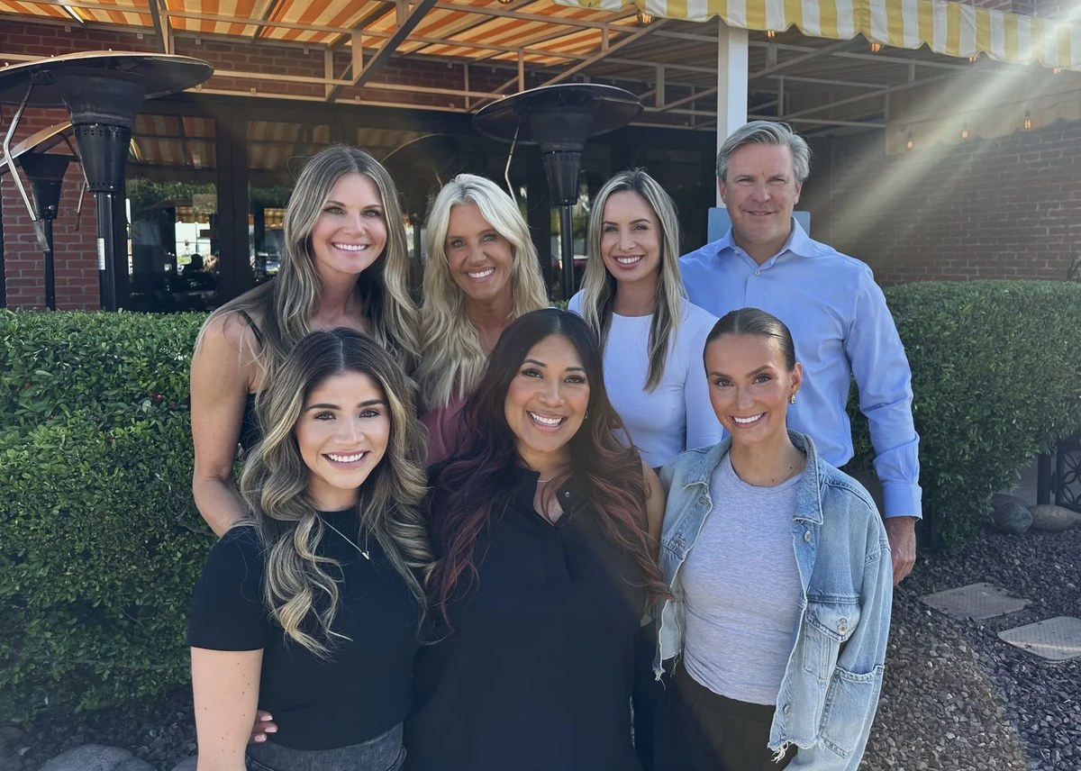 Dr. Ken Lepinskas and his Phoenix dental team