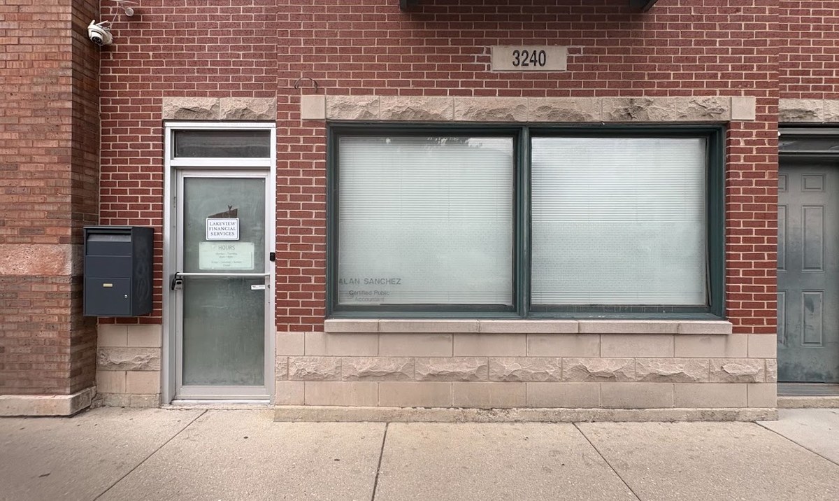 Lakeview Financial Services office on North Sheffield Avenue in Chicago